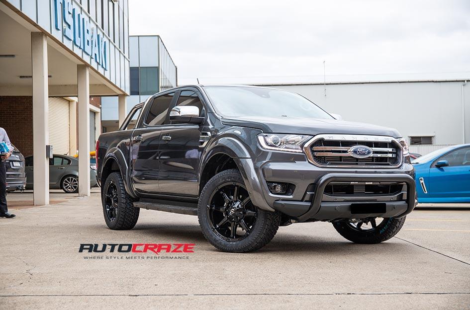 FORD RANGER COUPLER GLOSS BLACK